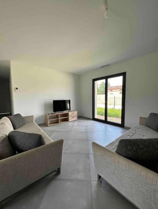 Superbe Maison Chaleureuse Orgueil ภายนอก รูปภาพ